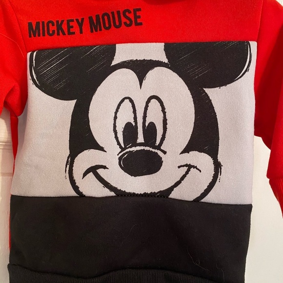 NWT Disney Mickey Mouse Hoodie - Picture 4 of 8